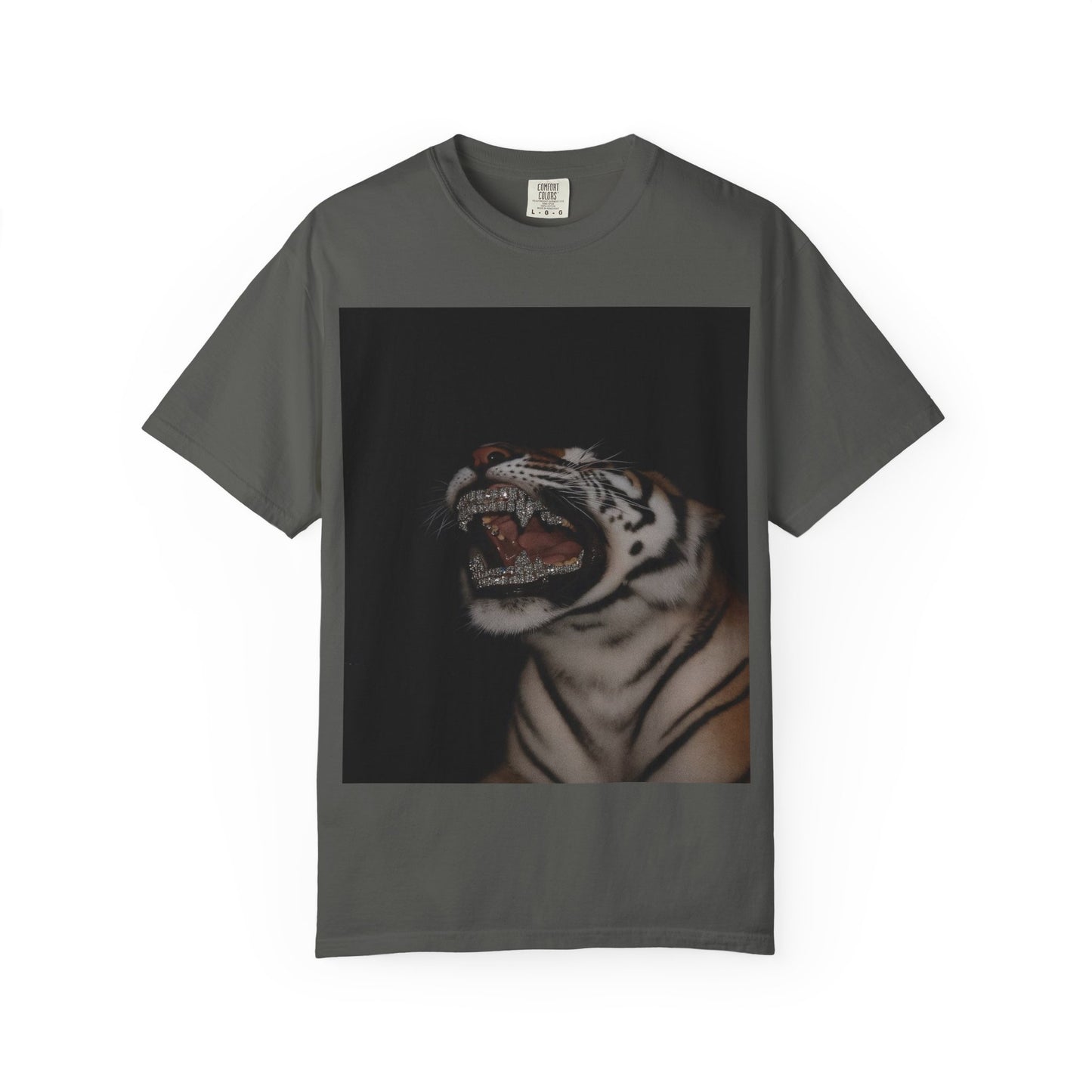 DarkThoughts ‘Diamond Fangs’ pepper graphic t-shirt featuring a snarling tiger with diamond-like fangs — bold gothic alternative streetwear tee.